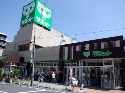 ���ӊ� �X�[�p�[ 600m �T�~�b�g�X�g�A �����Ό��X