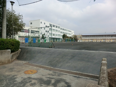 ���ӊ� ���w�Z 1200m ���l�s�������w�Z