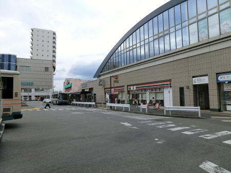 ���ӊ� �w 2400m �����S���Ђ΂胖�u�w
