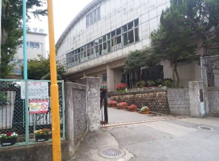 ���ӊ� ���w�Z 210m ����s�����P�J���w�Z