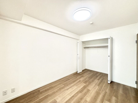 �q������ ���q���܂̂������Ƃ��Ă��I�ߗނ̐������ڂɕ֗��ȃN���[�[�b�g�t���̗m���B