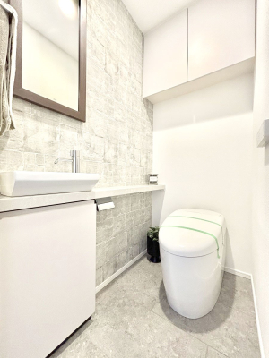 �g�C�� ���邭�������̂���g�C���ł��B  