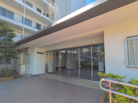 �G���g�����X -
