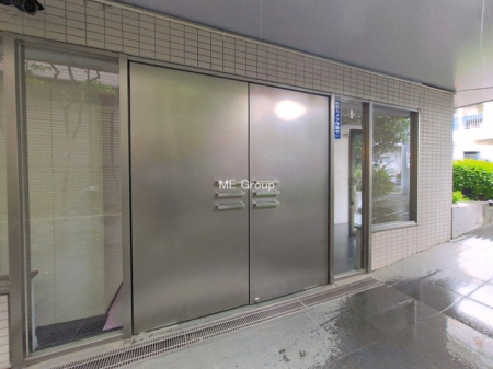 �G���g�����X -