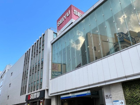 ���ӊ� �X�[�p�[ 600m ���F����w�O�X