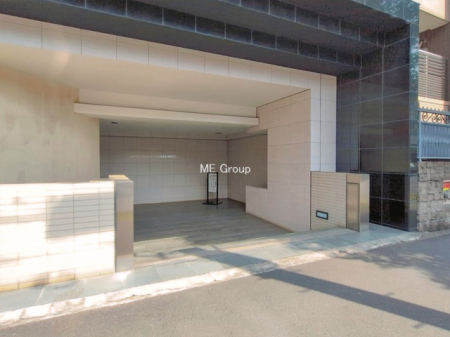 �G���g�����X -