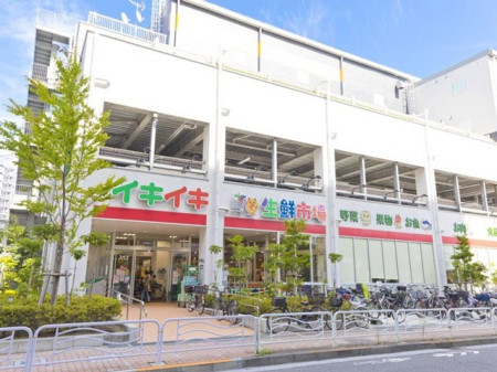 ���ӊ� �X�[�p�[ 700m �C�L�C�L���N�s�� ���z���X
