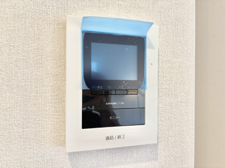 ���̑����� TV���j�^�[�t�C���^�[�t�H�����t���Ă��ăZ�L�����e�B�[��