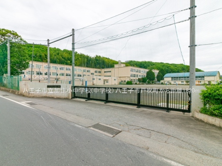 ���ӊ� ���w�Z 1820m �����q�s�����Z�����w�Z