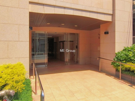 �G���g�����X -