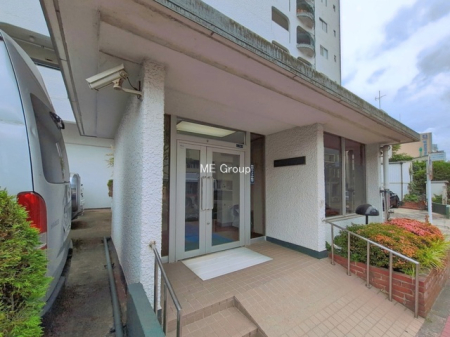 �G���g�����X -