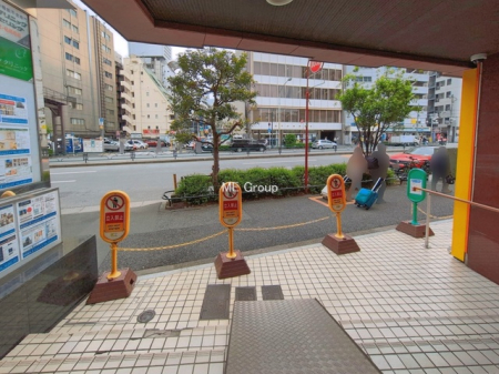 �G���g�����X -