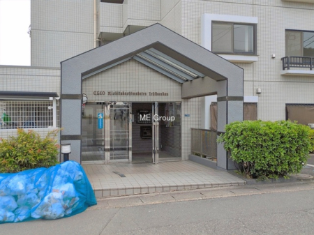 �G���g�����X -