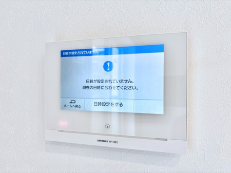 ���̑����� TV���j�^�[�t�C���^�[�t�H�����t���Ă��ăZ�L�����e�B�[��