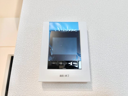 ���̑����� TV���j�^�[�t�C���^�[�t�H�����t���Ă��ăZ�L�����e�B�[��