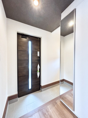 ���� �V���[�Y�C���N���[�N�t���̌��ցB�Ƒ��S���̌C��J��Ȃǂ���������[�ł��܂��B