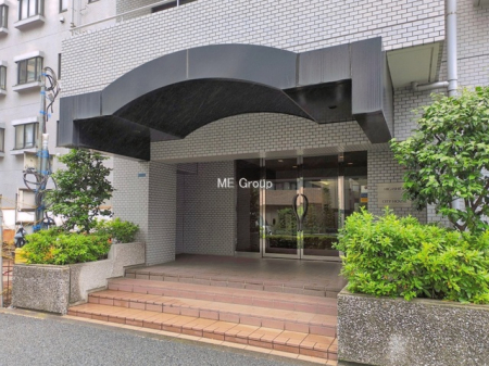 �G���g�����X -