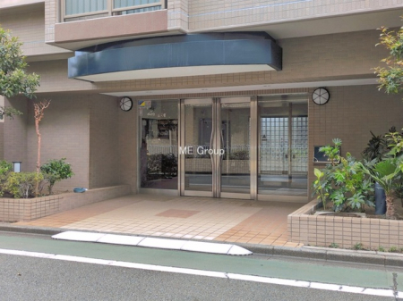 �G���g�����X -