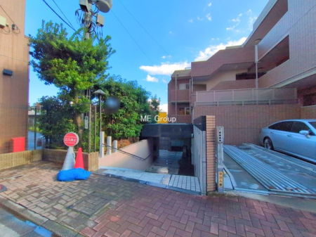 �G���g�����X -