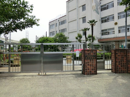 ���ӊ� ���w�Z 770m �����旧�䏬�w�Z