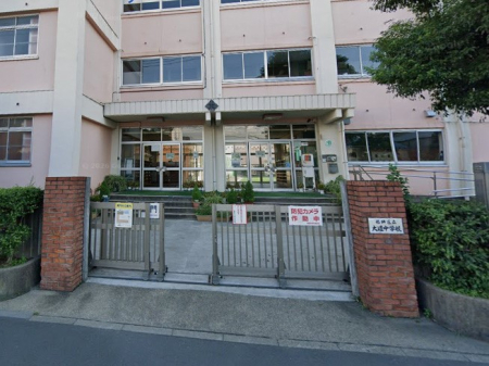���ӊ� ���w�Z 290m �����旧�哹���w�Z