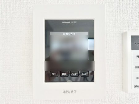 ���̑����� TV���j�^�[�t�C���^�[�t�H�����t���Ă��ăZ�L�����e�B�[��