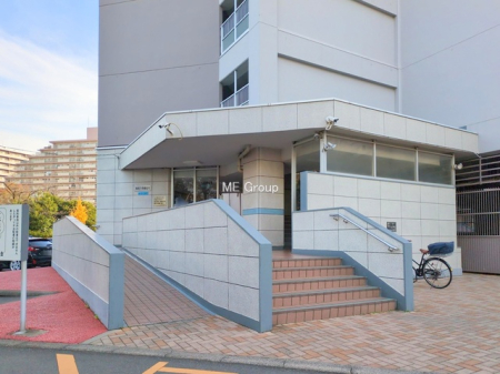 �G���g�����X -