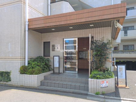 �G���g�����X -