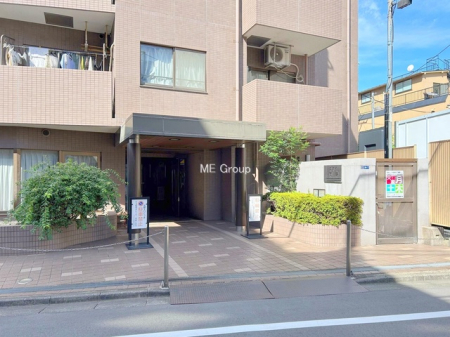 �G���g�����X -