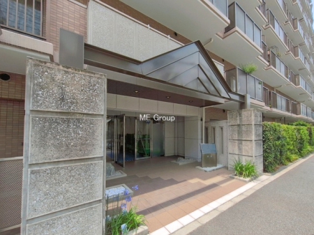 �G���g�����X -