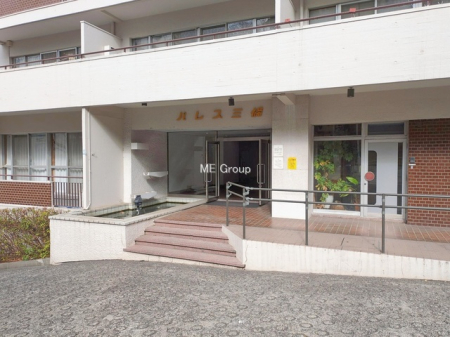 �G���g�����X -