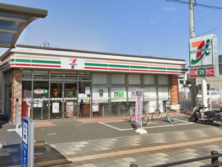 ���ӊ� �R���r�j 290m �Z�u��-�C���u���V�͊݉w�����X