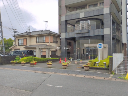 �G���g�����X -
