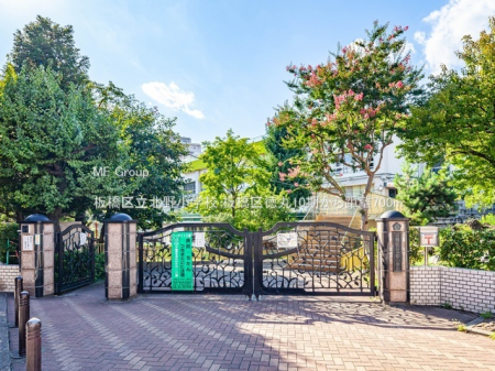 ���ӊ� ���w�Z 700m ���旧�k�쏬�w�Z
