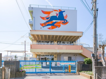 ���ӊ� ���w�Z 850m �V���s���r�c���w�Z