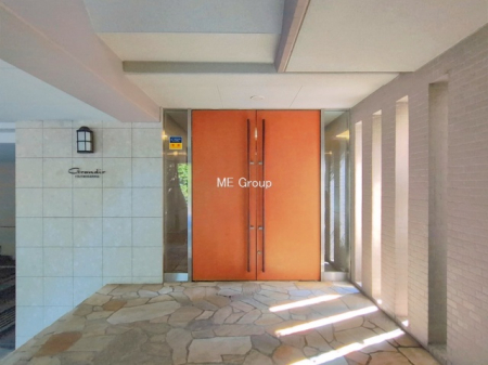 �G���g�����X -