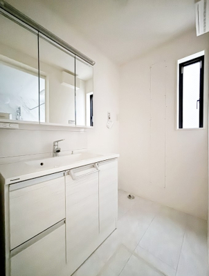 ���ʑ�E���ʏ� ���������Ă���̂Ŏ��C�̑����ꏊ�ł����C���ł����K�ł��B�����̐g�x�x���C�����ǂ��s���܂��ˁB
