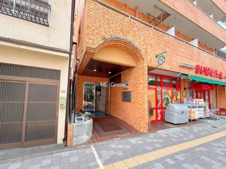 �G���g�����X -