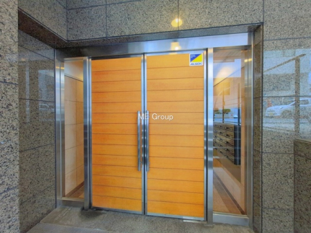 �G���g�����X -