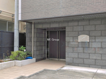 �G���g�����X -