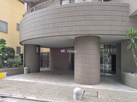 �G���g�����X -