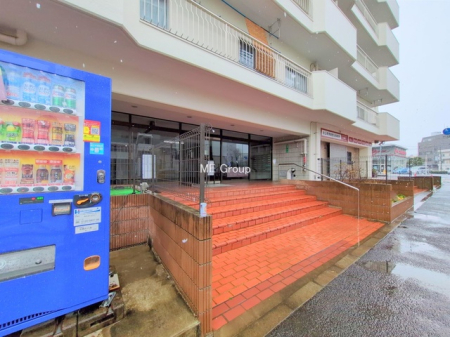 �G���g�����X -