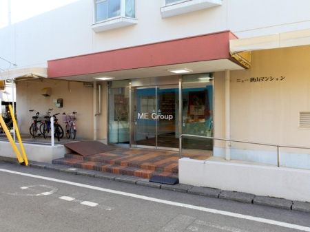 �G���g�����X -