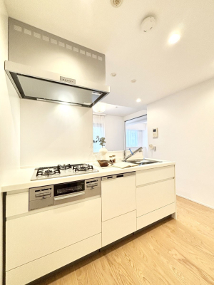 �L�b�`�� ���������Ȃ���ł����Ƒ��Ƃ̉�b���y���߂�ΖʃL�b�`��