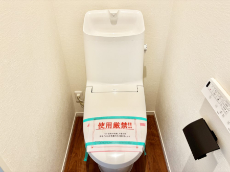 �g�C�� �g�C����1�K��2�K���ꂼ��ɔz�u����Ă��ĂƂĂ��֗��ł��B 