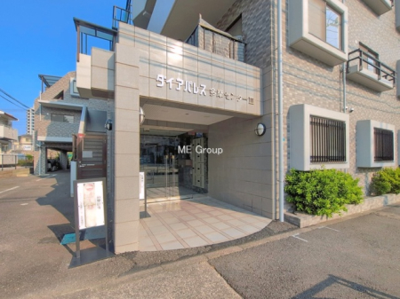 �G���g�����X -
