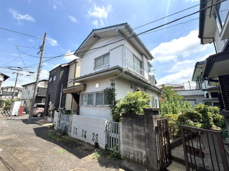 ���n�O�ώʐ^ �������ꂽ�O�ρA�㎿�ȏZ��Ԃ��L���鎺���͉i�����S���ĉ߂�����Z���ł��B 