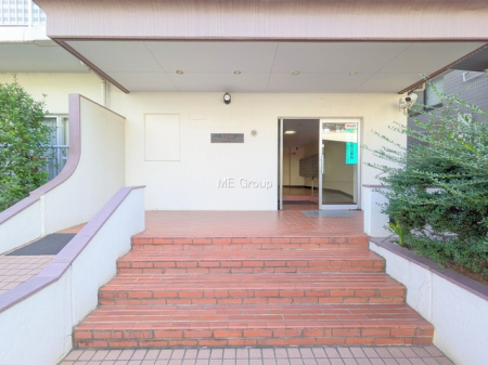 �G���g�����X -