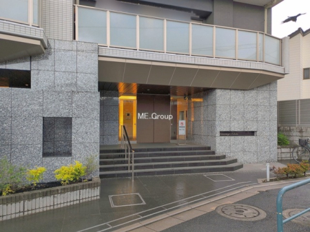 �G���g�����X -