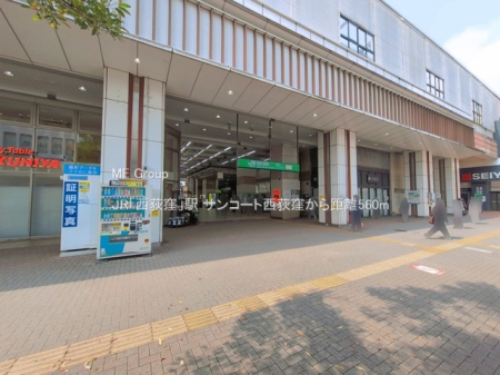 ���ӊ� �w 560m JR�u�����E�v�w